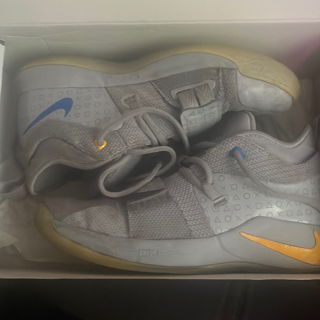 Nike Playstation